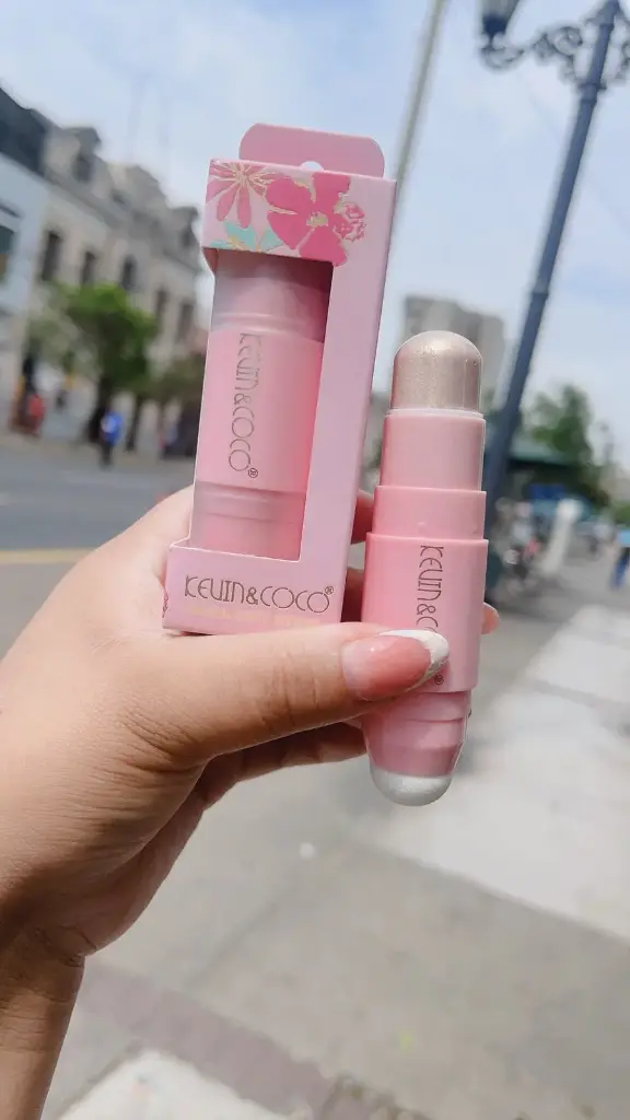 Iluminador Barra + esponja Kevin&Coco KC247462