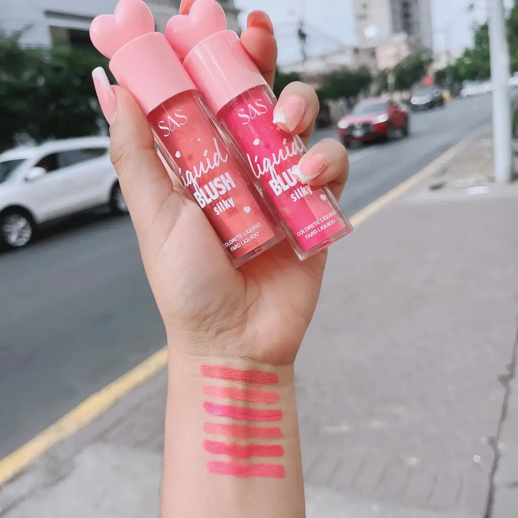 Rubor liquido corazón Silky - MRB5400